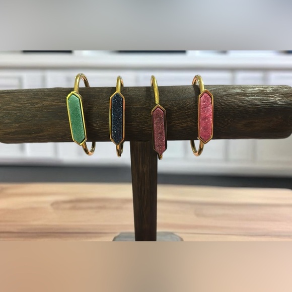 Kinsley Armelle Quartz Bracelets - set of 4 - Picture 11 of 11